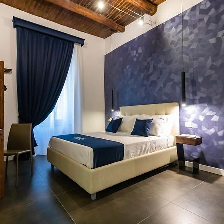 Santa Chiara Inn Наполи Екстериор снимка