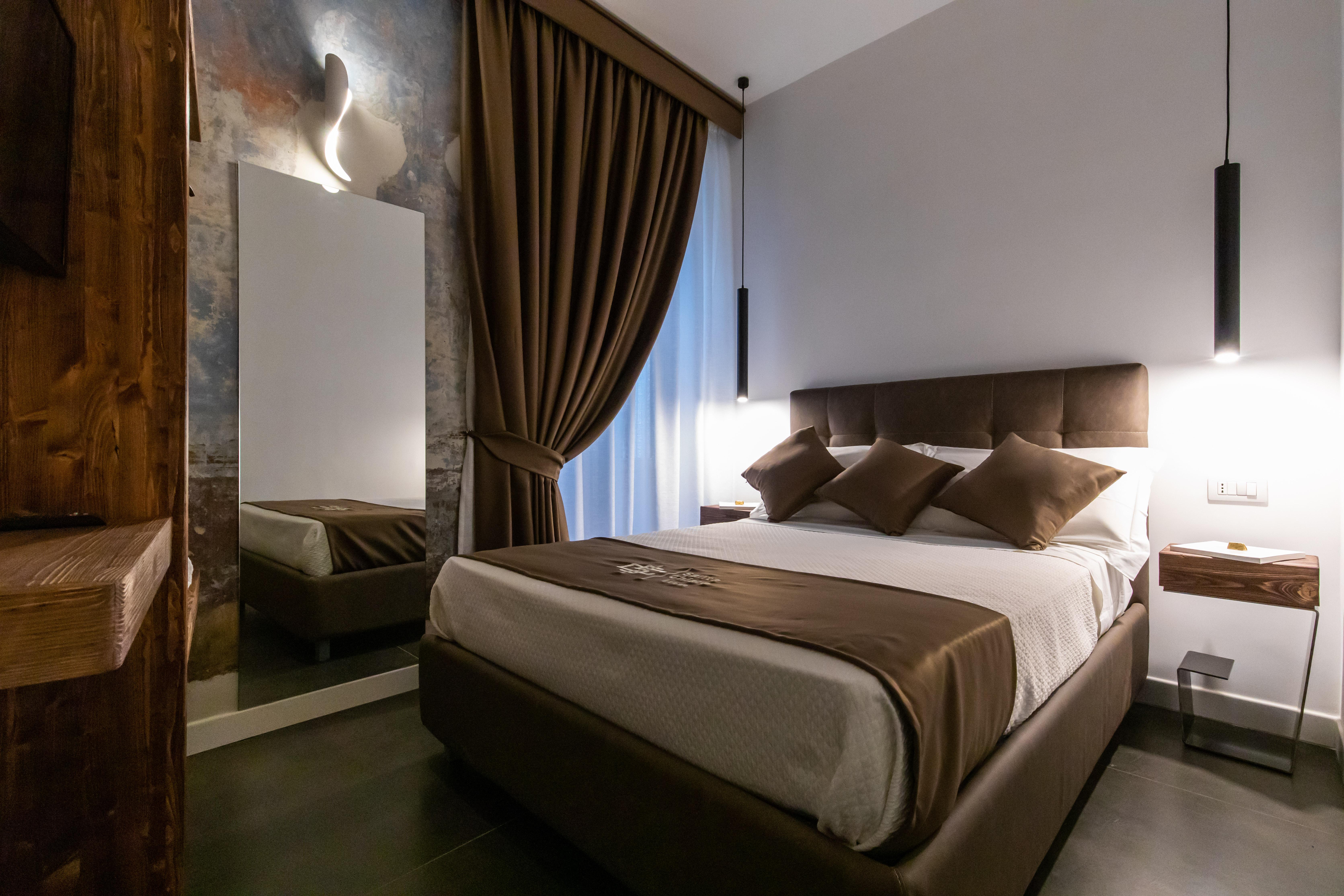 Santa Chiara Inn Наполи Екстериор снимка