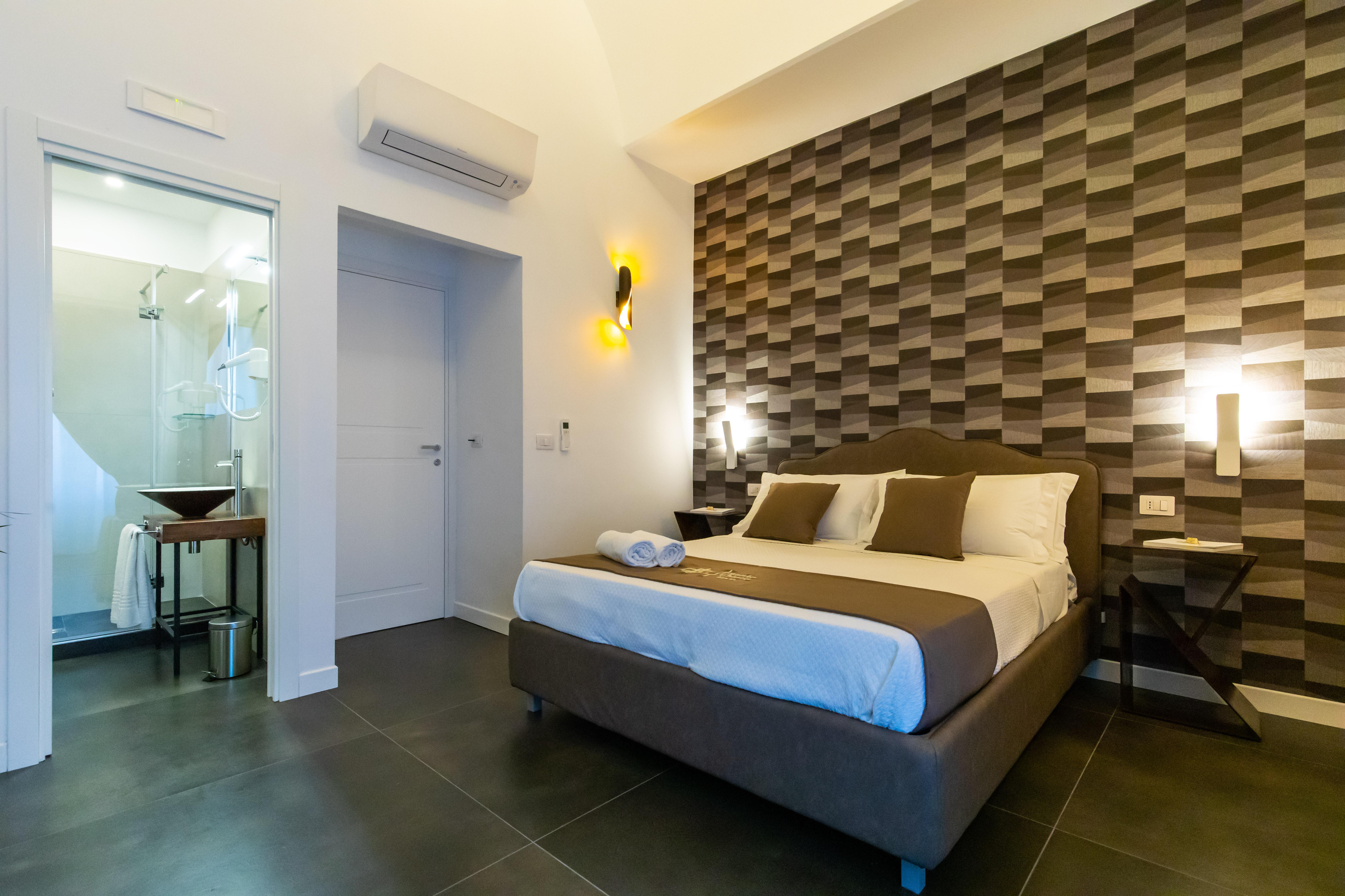Santa Chiara Inn Наполи Екстериор снимка