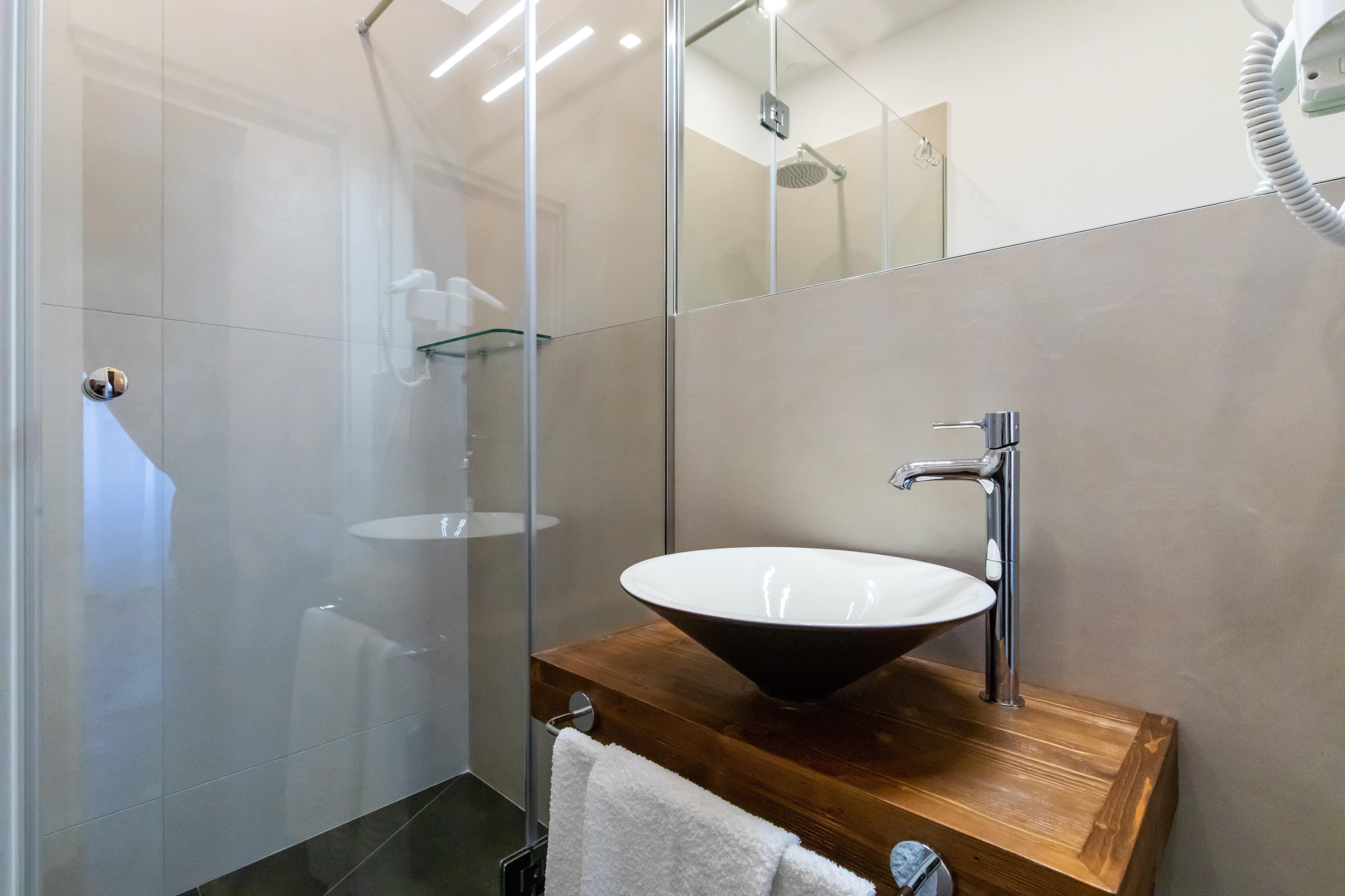 Santa Chiara Inn Наполи Екстериор снимка