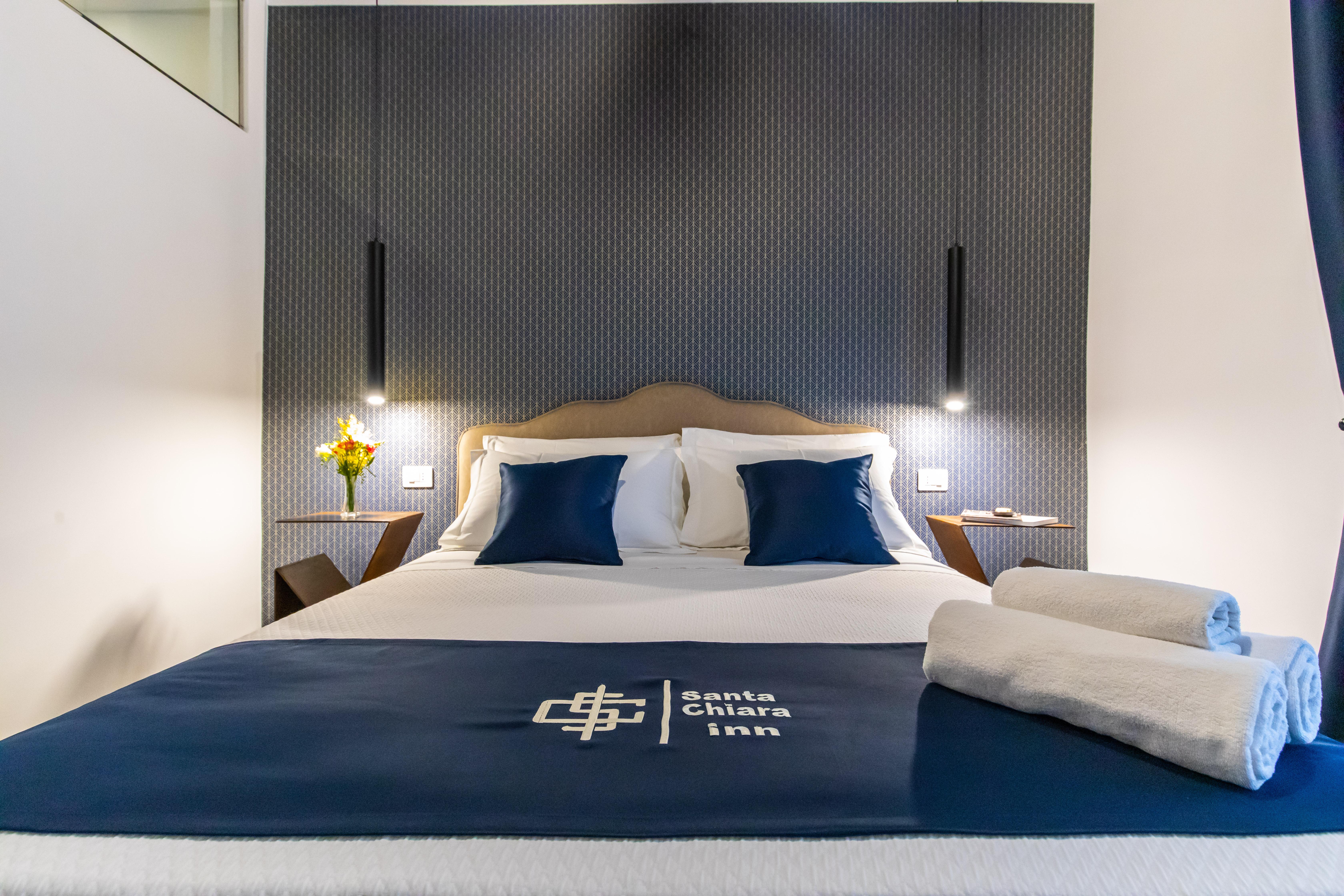 Santa Chiara Inn Наполи Екстериор снимка