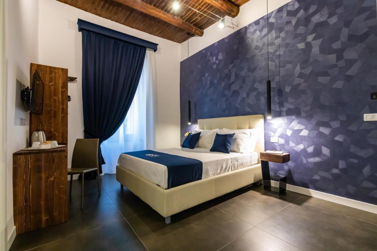 Santa Chiara Inn Наполи Екстериор снимка