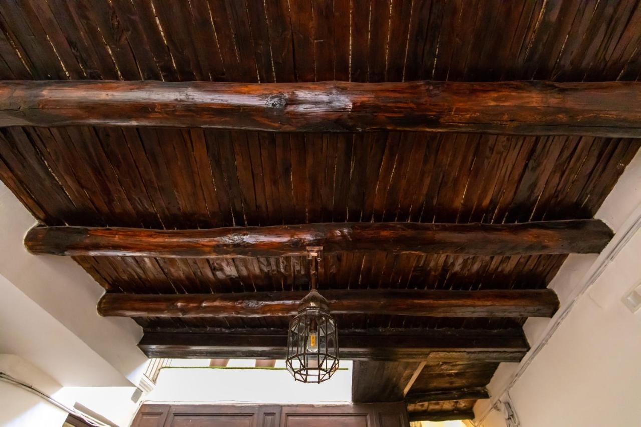 Santa Chiara Inn Наполи Екстериор снимка